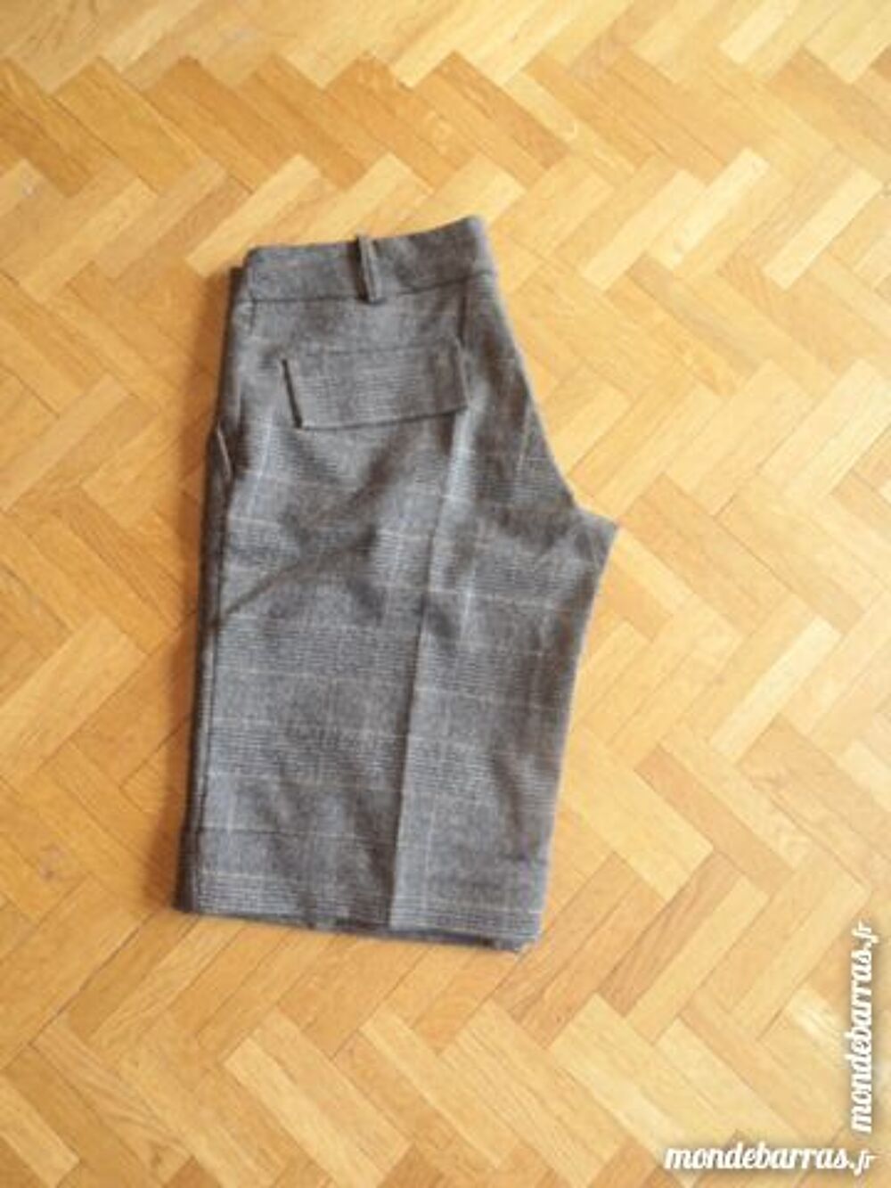 Bermuda gris et argent (V)12 Vêtements