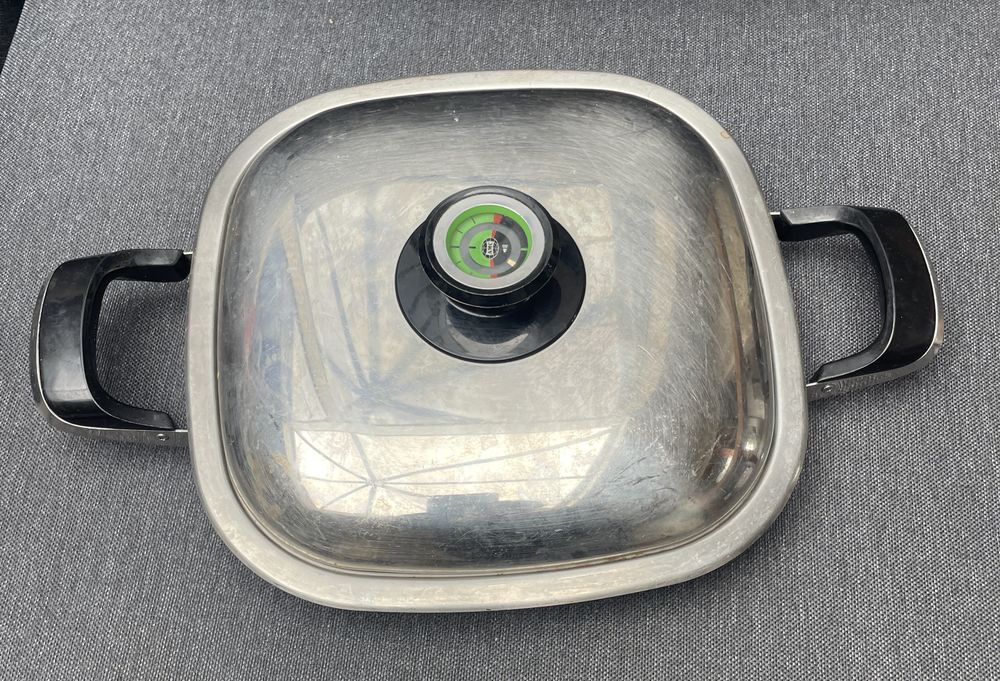 Lot de 3 faitouts +couvercle +st&eacute;rilisateur 12 bocaux offert Cuisine