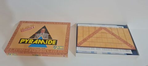 Pyramide, Jeu de société Vintage (complet) 20 Nogent-sur-Marne (94)