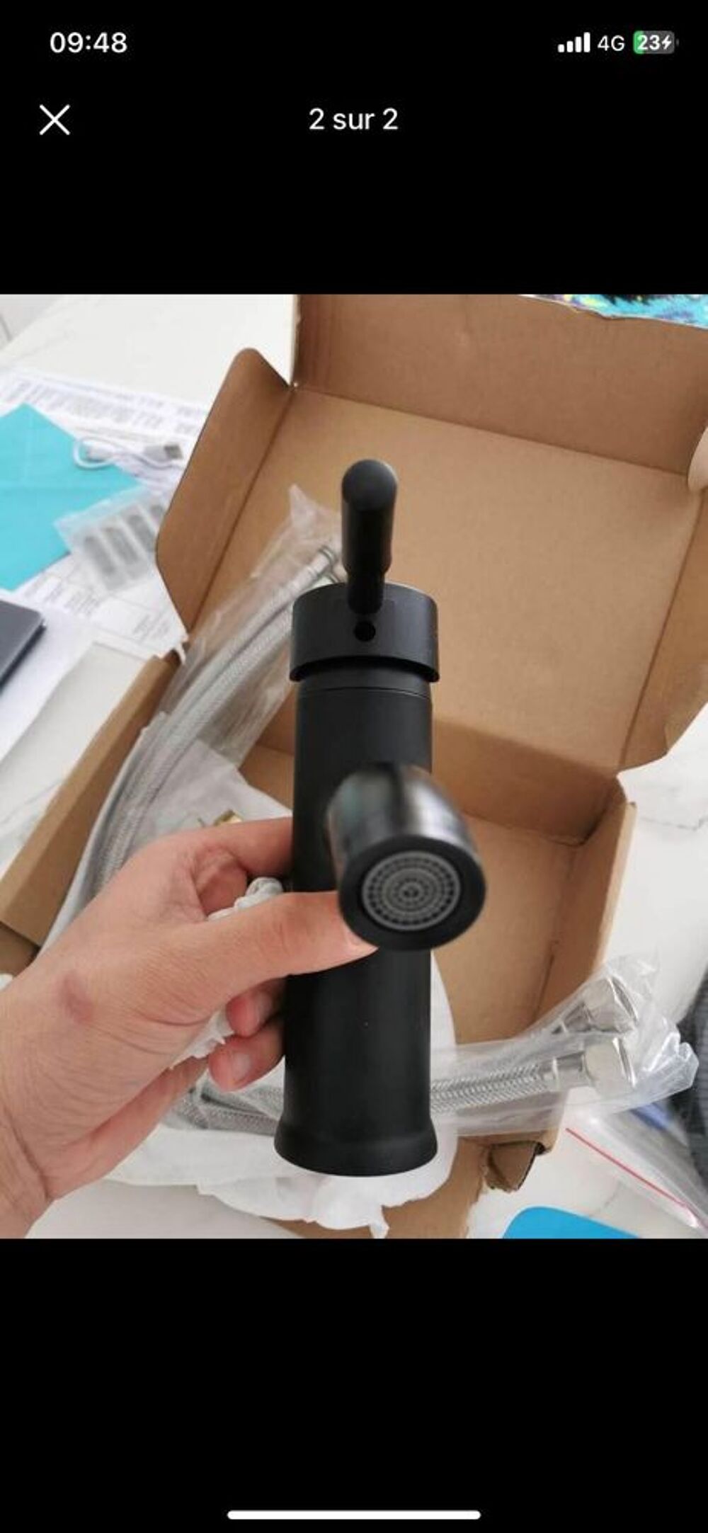 Robinet de salle de bain noir neuf dans son emballage d'origine (eau chaude et froide) Meubles