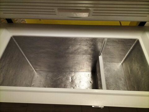 cong�lateur coffre Liebherr 302 litres. 140 Cravans (17)