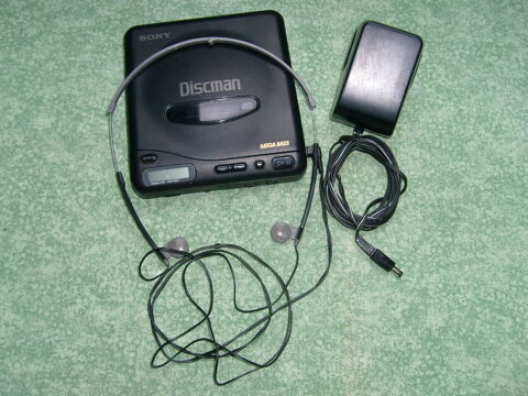 Ancien Discman SONY 100 Varades (44)