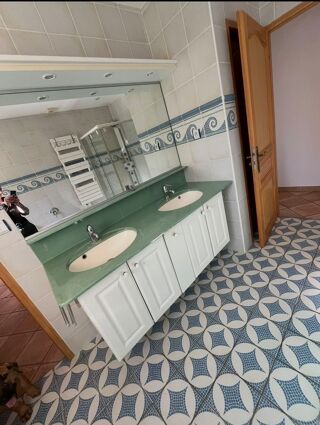  Maison à louer 7 pièces 150 m²