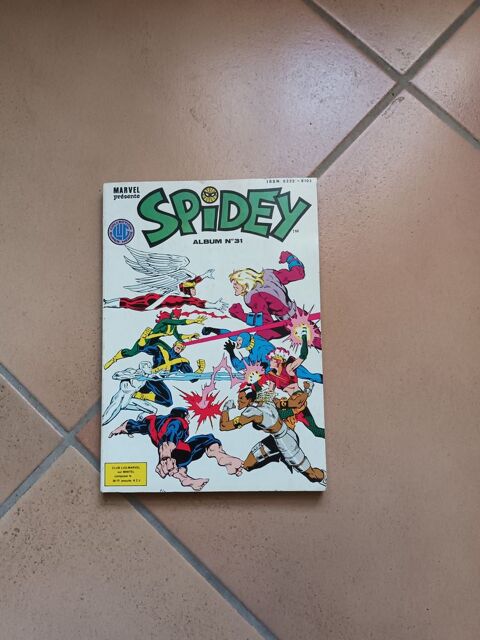 Reliure SPIDEY numéro 31 TTBE 5 Chaspinhac (43)
