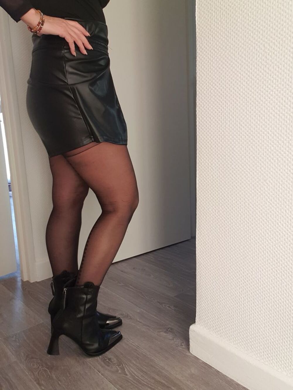 Short simili cuir V�tements