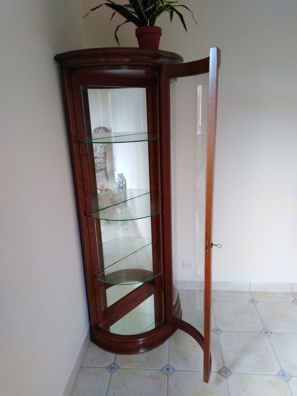 Vitrine 1/2 ronde Meubles