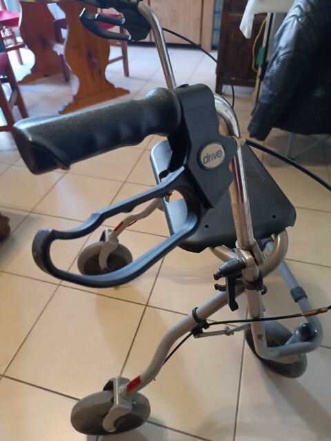 deambulateur 0 83500 La seyne-sur-mer