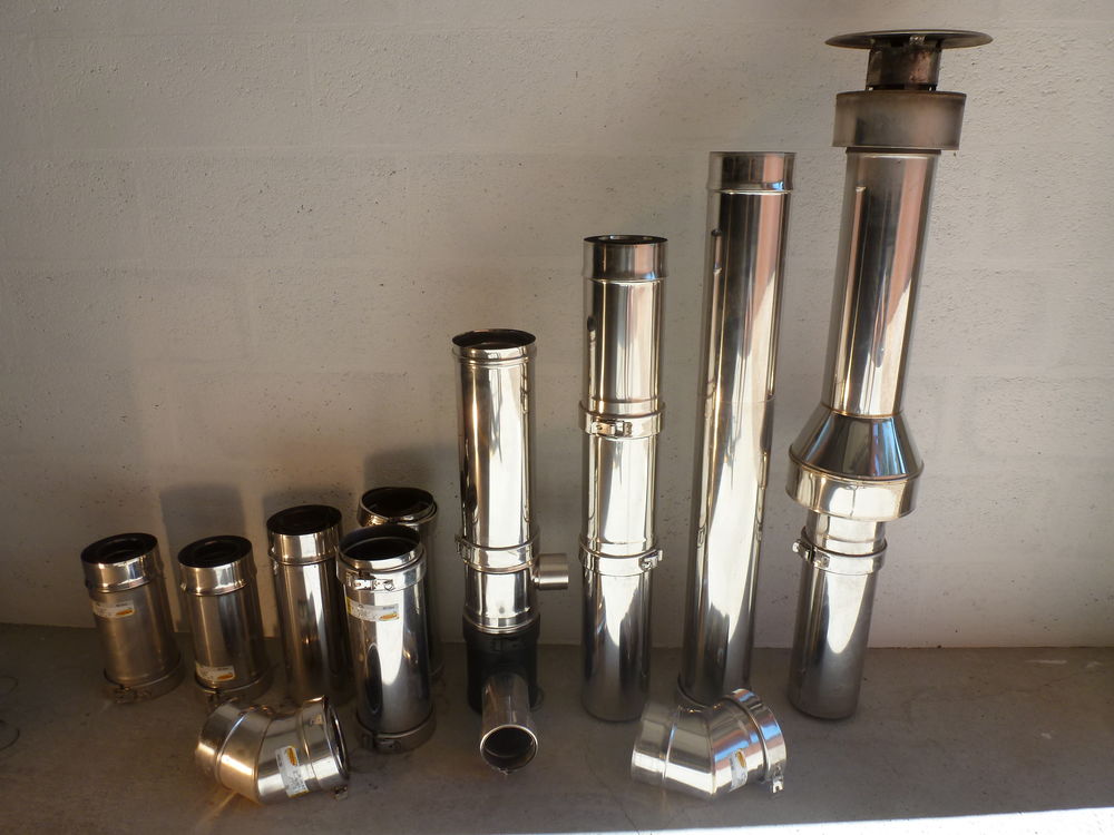 un ensemble de conduits de fum&eacute;e PGI POUJOULAT inox Bricolage