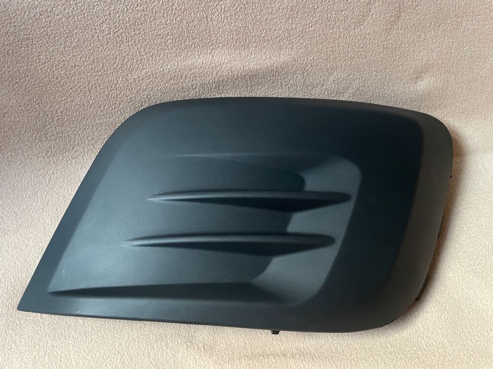 Enjoliveur noir pare-chocs avant Berlingo 2 phase 3 Bricolage