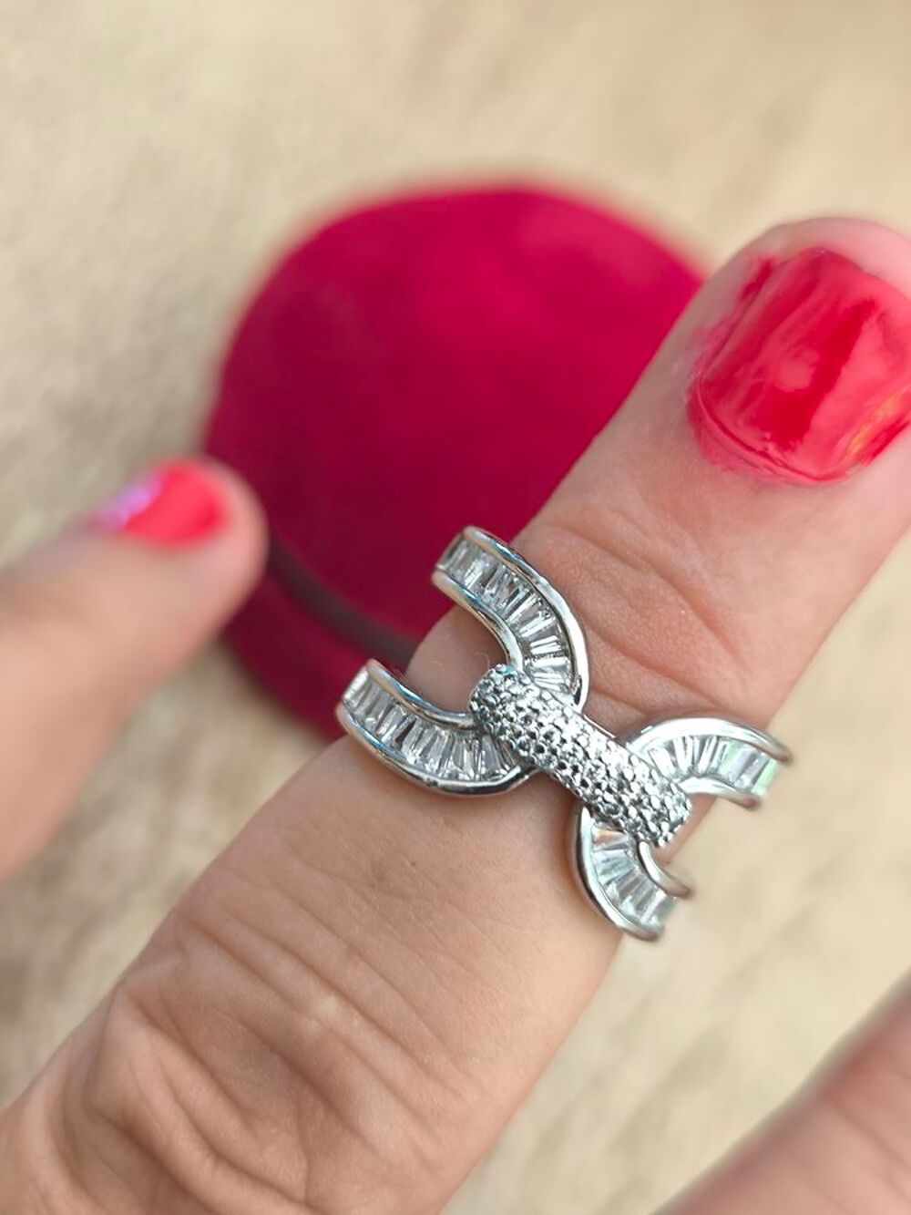 Bague femme cristal autrichien plaqu&eacute; or blanc rhodi&eacute; Bijoux et montres