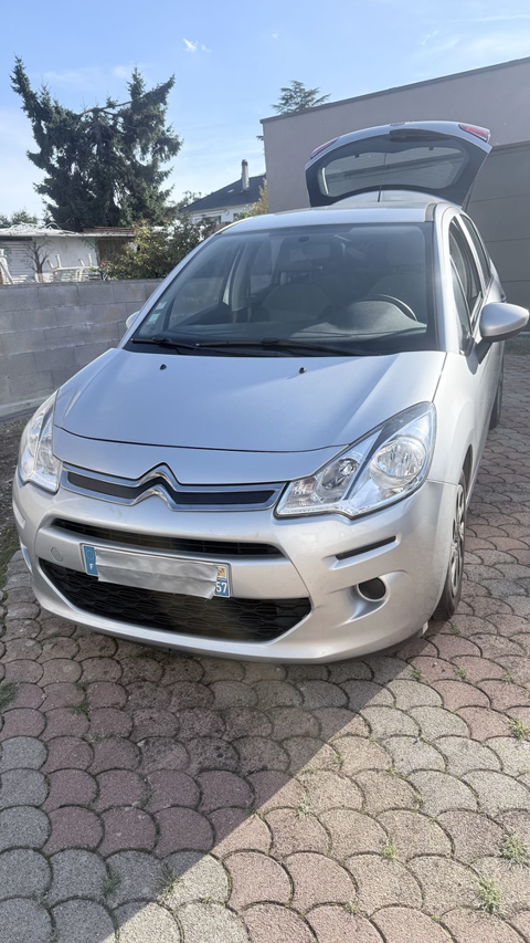Citro&euml;n C3 PureTech 82 Attraction 2016 occasion Vitry-sur-Orne 57185