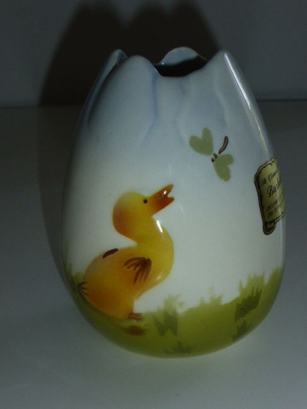 Vase barbotine St Cl&eacute;ment forme oeuf d&eacute;cor canard Décoration