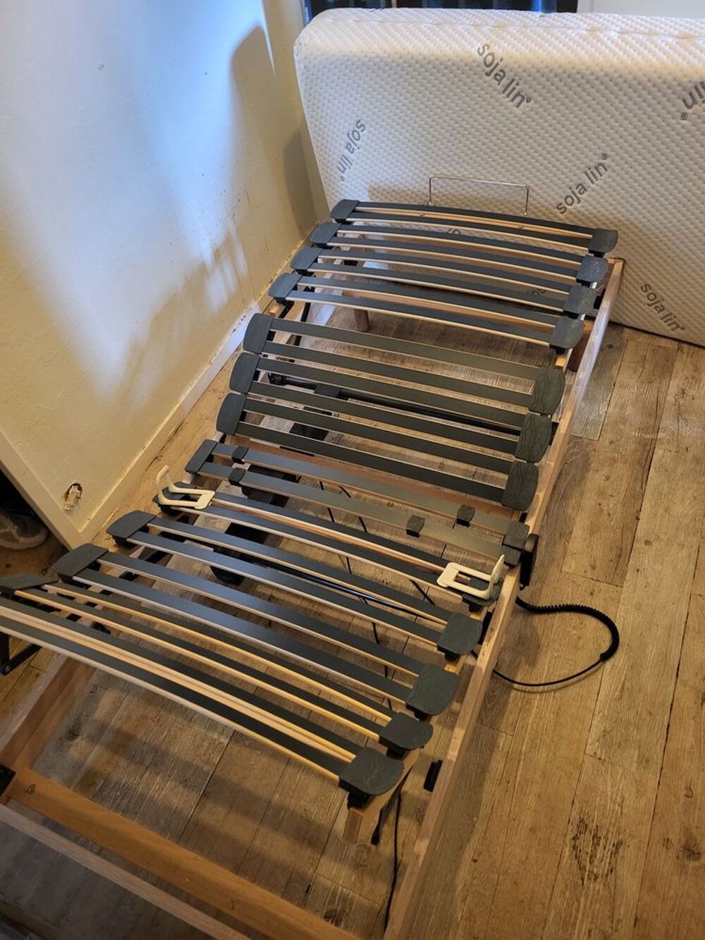 Sommier electrique + matelas Meubles