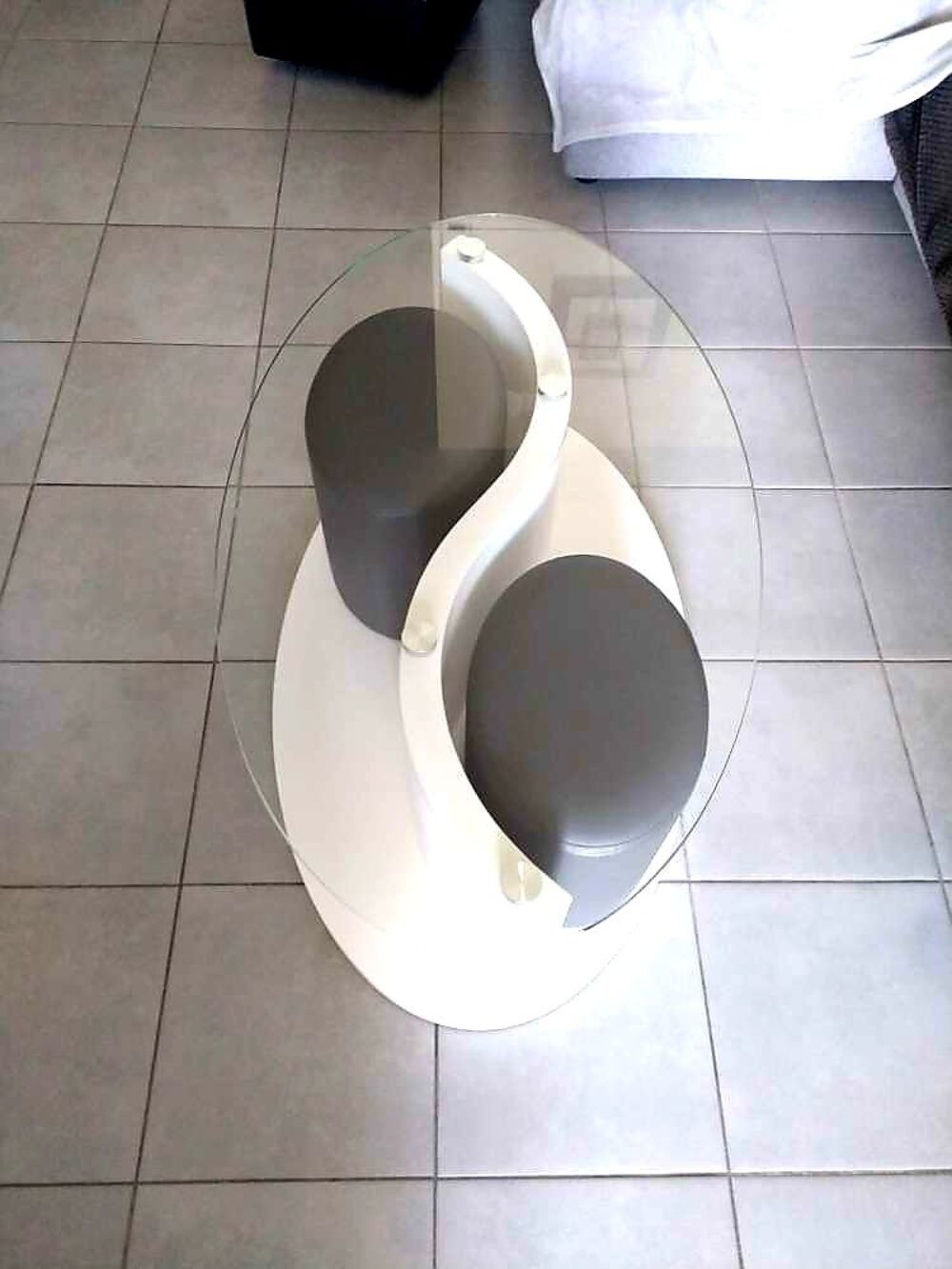 Table basse avec poufs Meubles