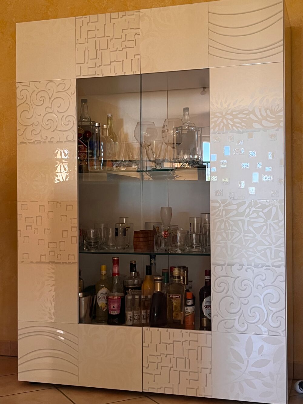Vitrine excellent &eacute;tat, &agrave; r&eacute;cup&eacute;rer sur place Meubles