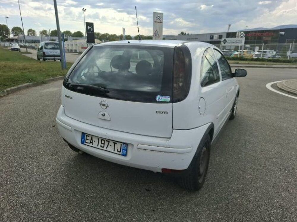 Corsa 1.3 CDTI Essentia 2005 occasion 69320 Feyzin