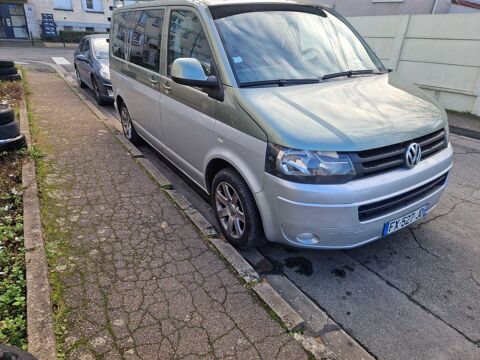 Volkswagen MULTIVAN Multivan 2.5 TDI 130 Family Confort (7pl) 2004 occasion Orl&eacute;ans 45000
