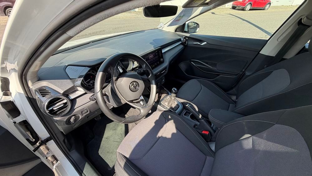 Fabia 1.0 TSI 95 ch BVM5 Ambition 2023 occasion 40100 Dax