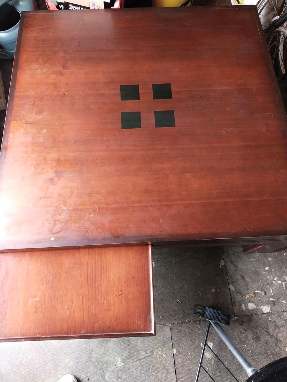 Table basse carr&eacute;e &agrave; r&eacute;nover Meubles
