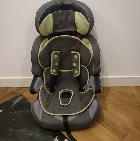 Siege enfant voiture, r�hausseur 2 en 1
20 Saint-Ouen-l'Aum�ne (95)