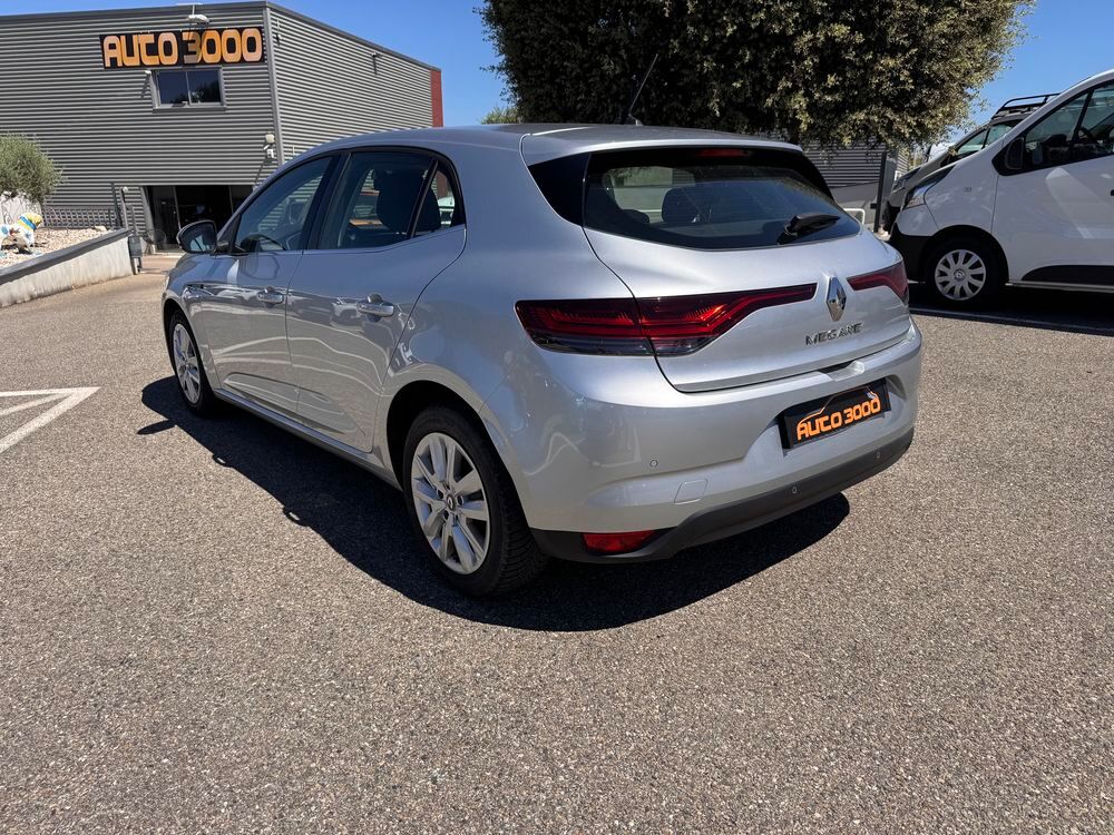 Megane IV M&eacute;gane IV Berline Blue dCi 115 - 21B Business 2021 occasion 84290 Sainte-C&eacute;cile-les-Vignes