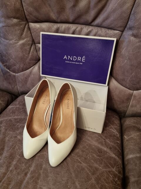 Chaussures  talons ANDRE T38 blanches 15 La Tour-de-Salvagny (69)