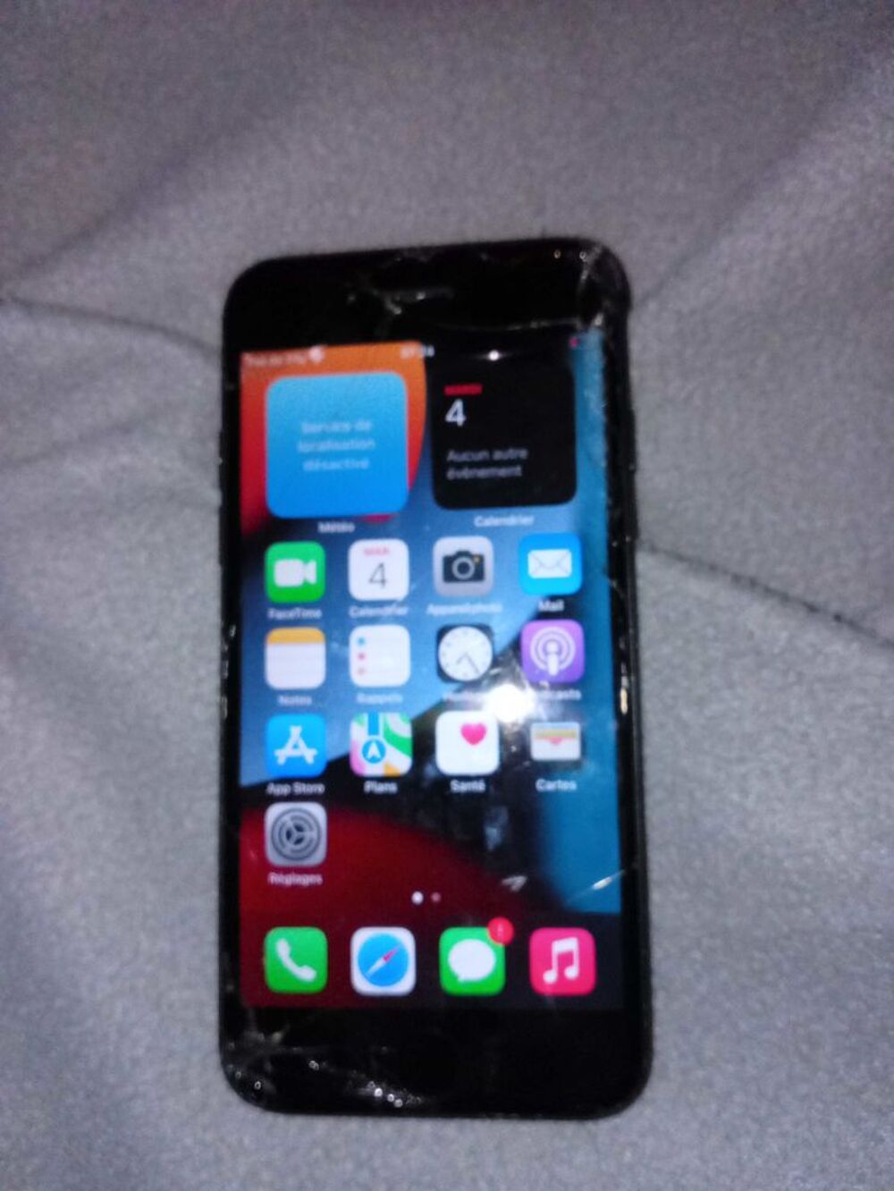 iPhone 7 noir Téléphones et tablettes