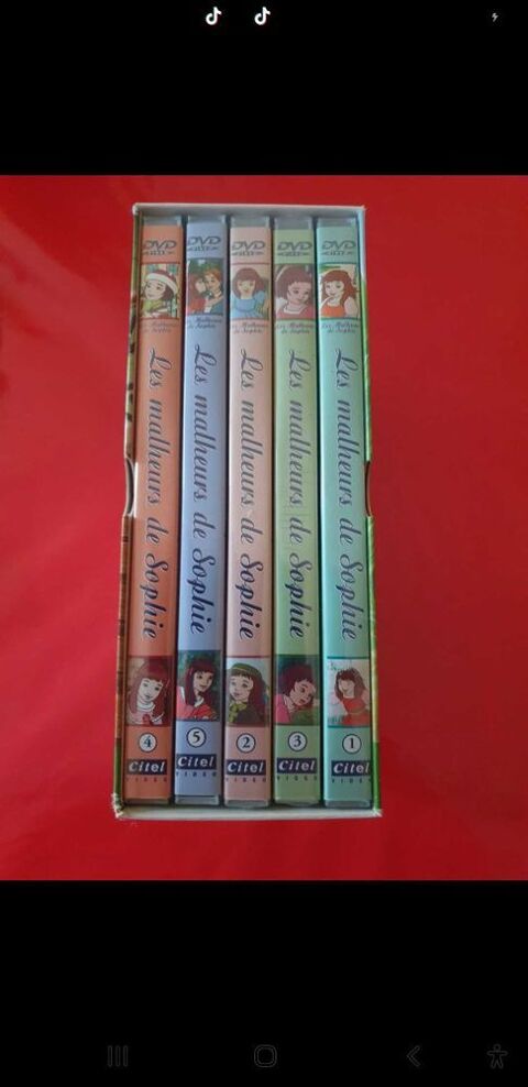 les malheurs de Sophie intgrale 5 dvd
coffret de 5 dvd 26 aventures 9h40 d'animation
2 dvd ouverts les autres sont scells 45 Dourdan (91)