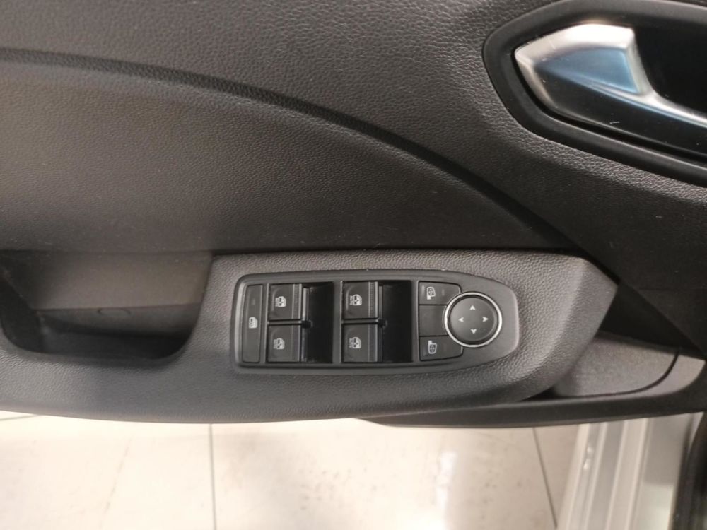 Clio V Clio TCe 90 Evolution 2023 occasion 08000 Charleville-M&eacute;zi&egrave;res