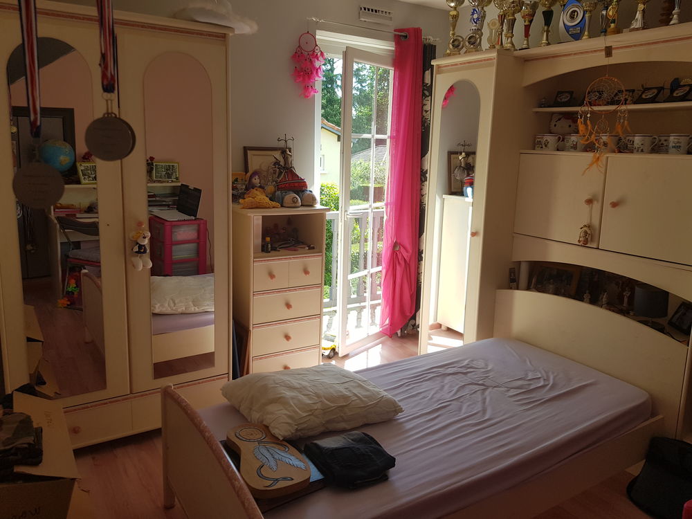 Chambre fille 
Meubles