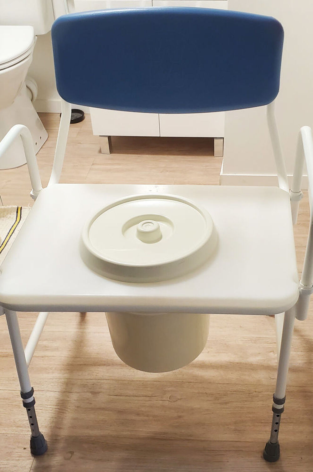 Chaise perc&eacute;e Montauban XXL Meubles