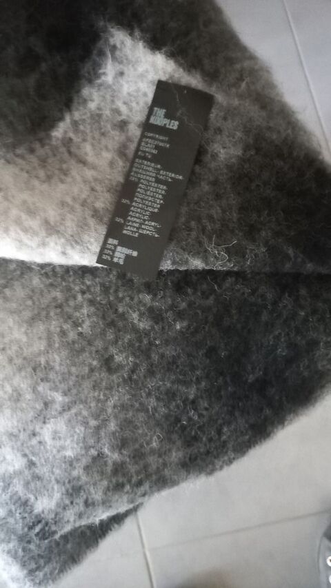 Belle grosse �charpe Grise Marque The Kooples 40 Marseille 4 (13)