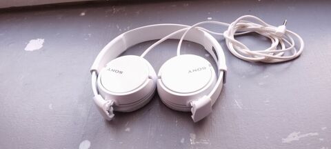 Casque pliable SONY neuf 10 Metz (57)