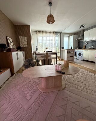  Appartement à louer 2 pièces 50 m² Lyon