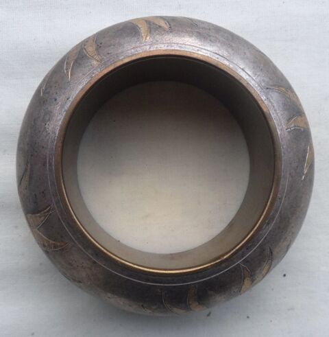 Bracelet fantaisie laiton �pais tr�s joli neuf jamais port� 50 Castries (34)