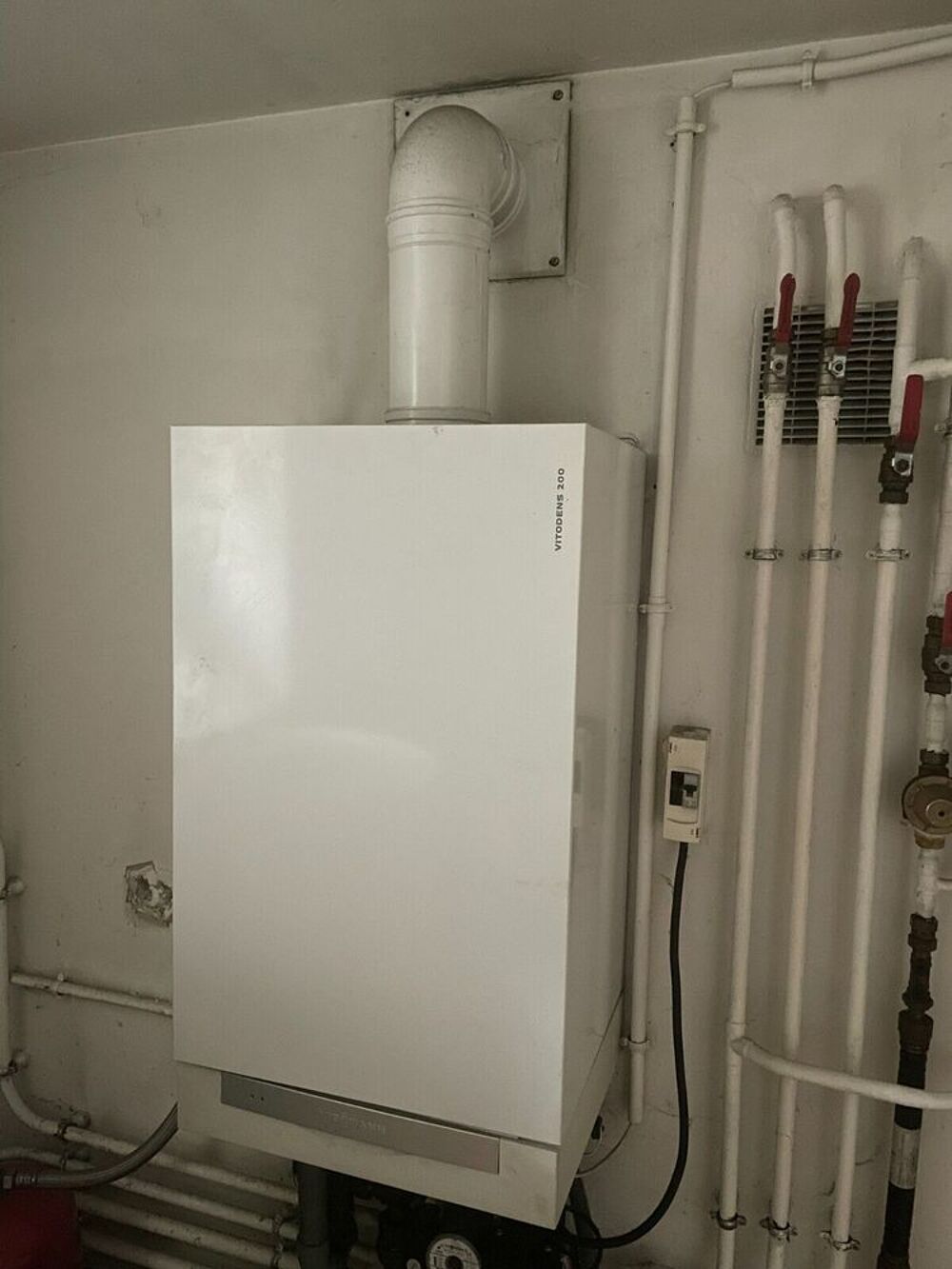 CHAUDI&Egrave;RE WIESSMANN Electroménager