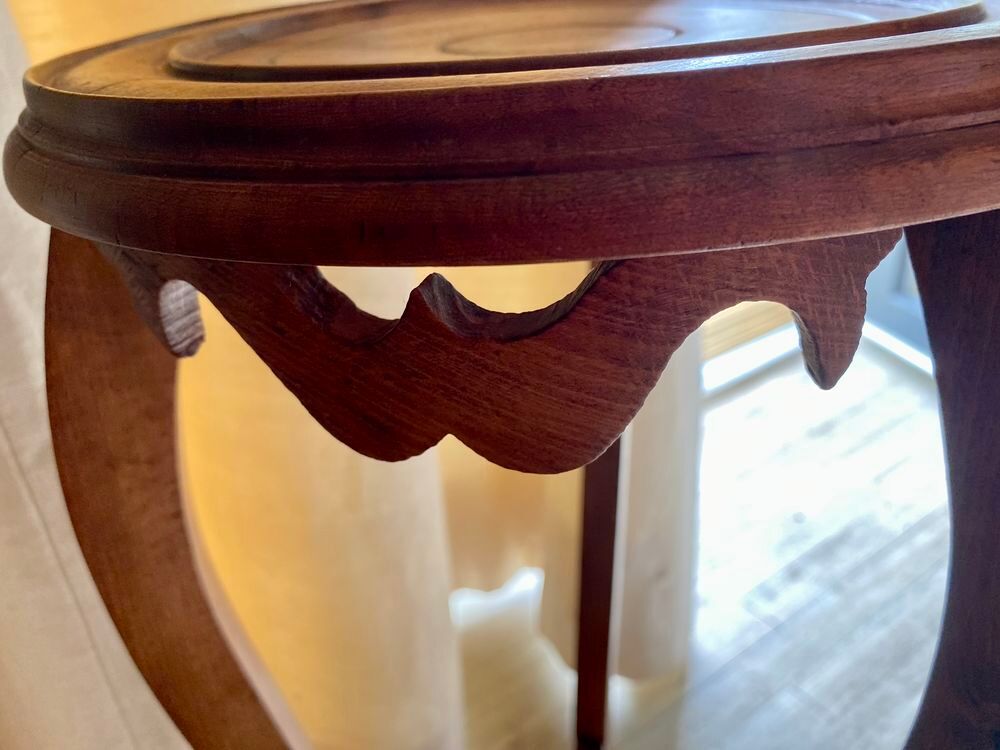 Gu&eacute;ridon, sellette ancien en bois en ex &eacute;tat Meubles