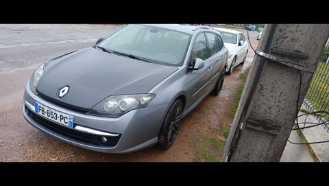 Renault laguna iii estate Laguna Estate III 2.0 dCi 150 Carminat