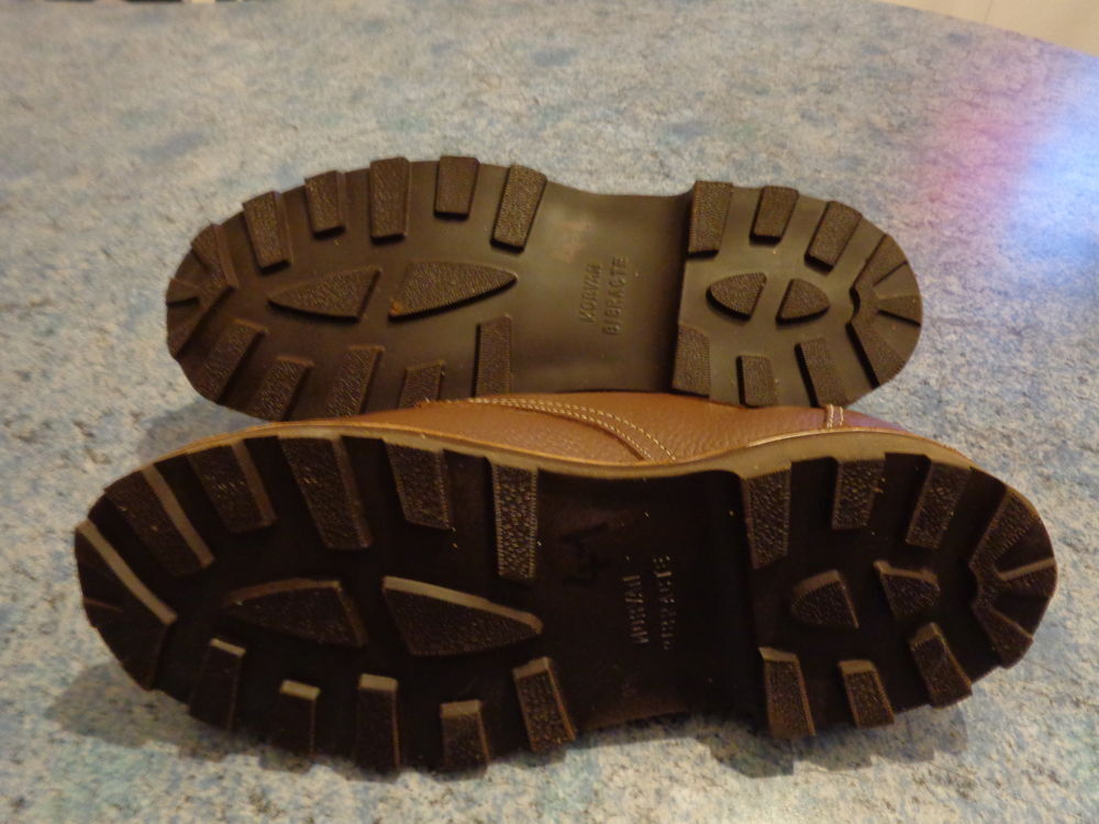 Chaussures de s&eacute;curit&eacute; de travail
Chaussures