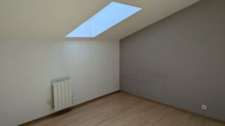  Appartement à louer 4 pièces 108 m²