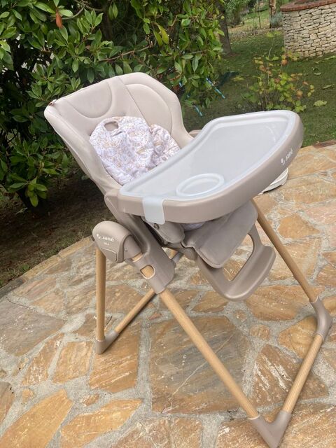 Chaise haute Jane Mila 40 Saulx-Marchais (78)