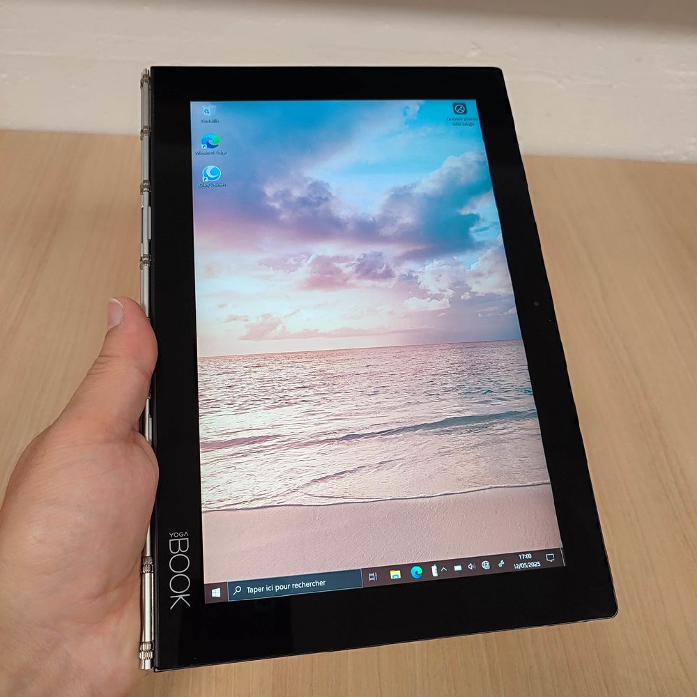 Pc portable tablette Lenovo Yoga Book Matériel informatique