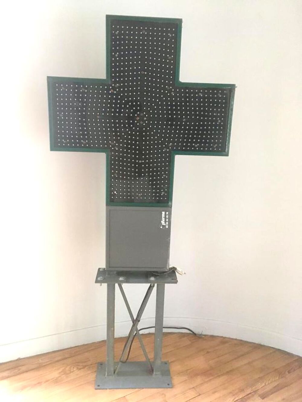 Croix de pharmacie en Bricolage
