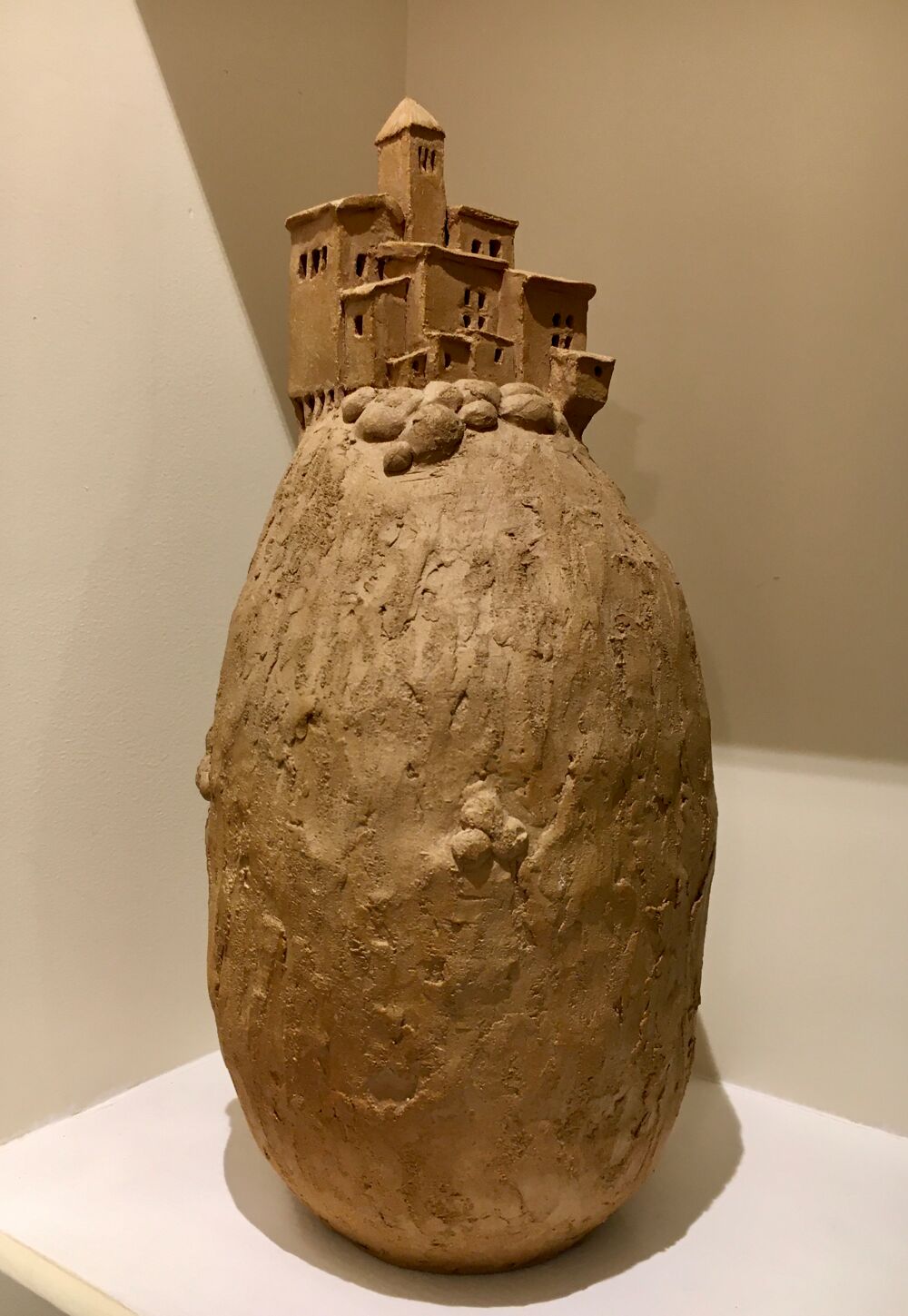 Sculpture originale en terre cuite; Pi&egrave;ce unique et sign&eacute;e Décoration