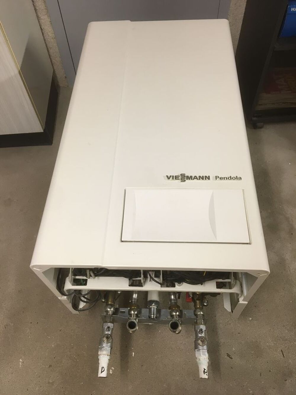 CHAUDIERE VIESSMANN ET BALLON DE 80 LITRES VIESSMANN
Bricolage