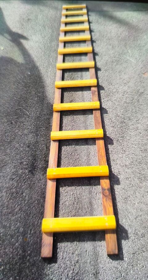 �chelle plate 4 m�tres Neuve 
100 Les Barils (27)