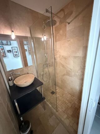  Appartement à louer 5 pièces 117 m²