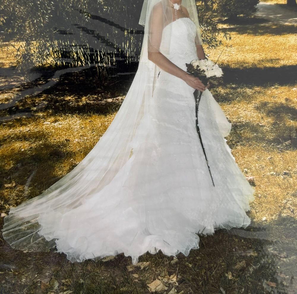 robe de mari&eacute;e blanche avec chaussures pointure 39 Vêtements