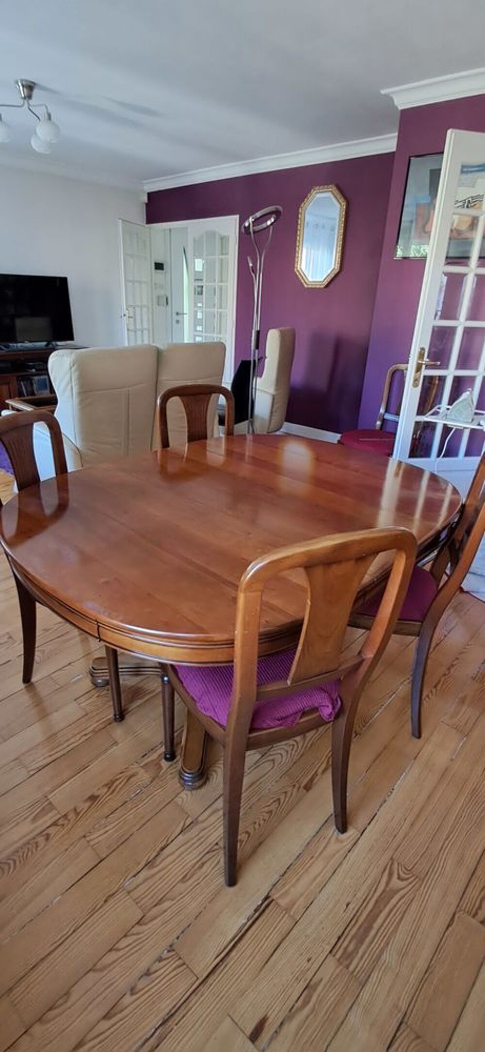 TABLE EN MERISIER MASSIF Meubles