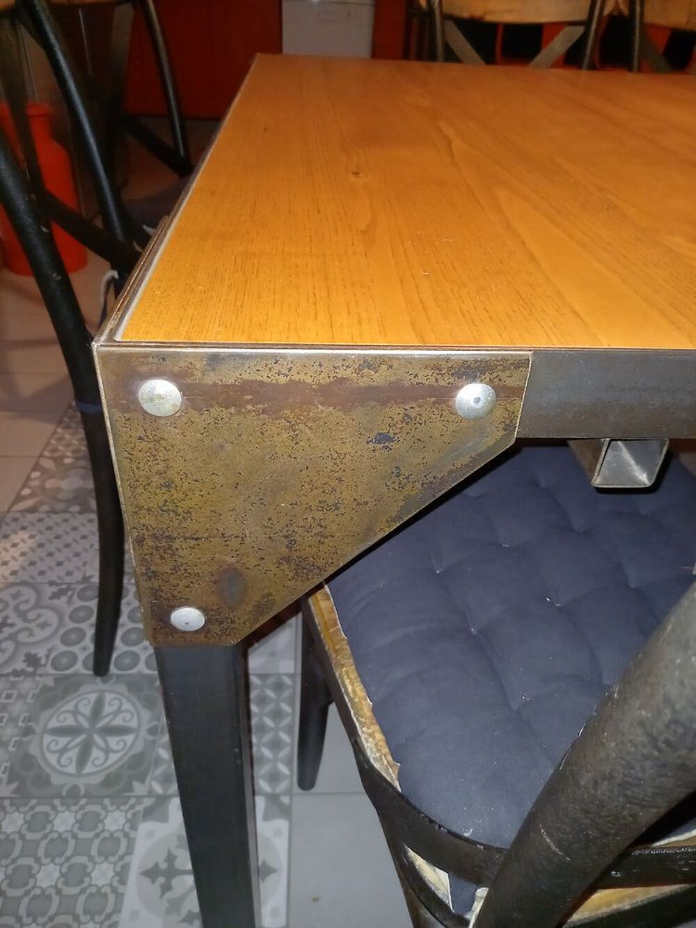 Table salle &agrave; manger style industriel Meubles